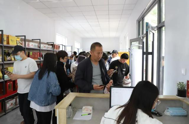 河北武安：一网同心，助商惠农