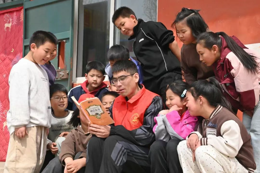 从永年来，到依庄去的年轻人